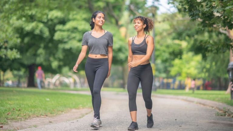 Beneficiile mersului pe jos pentru sănătate