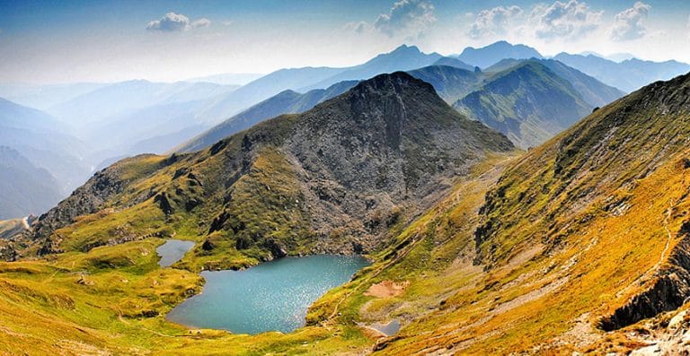 Trasee montane de o zi în România – Cele mai accesibile rute pentru începători